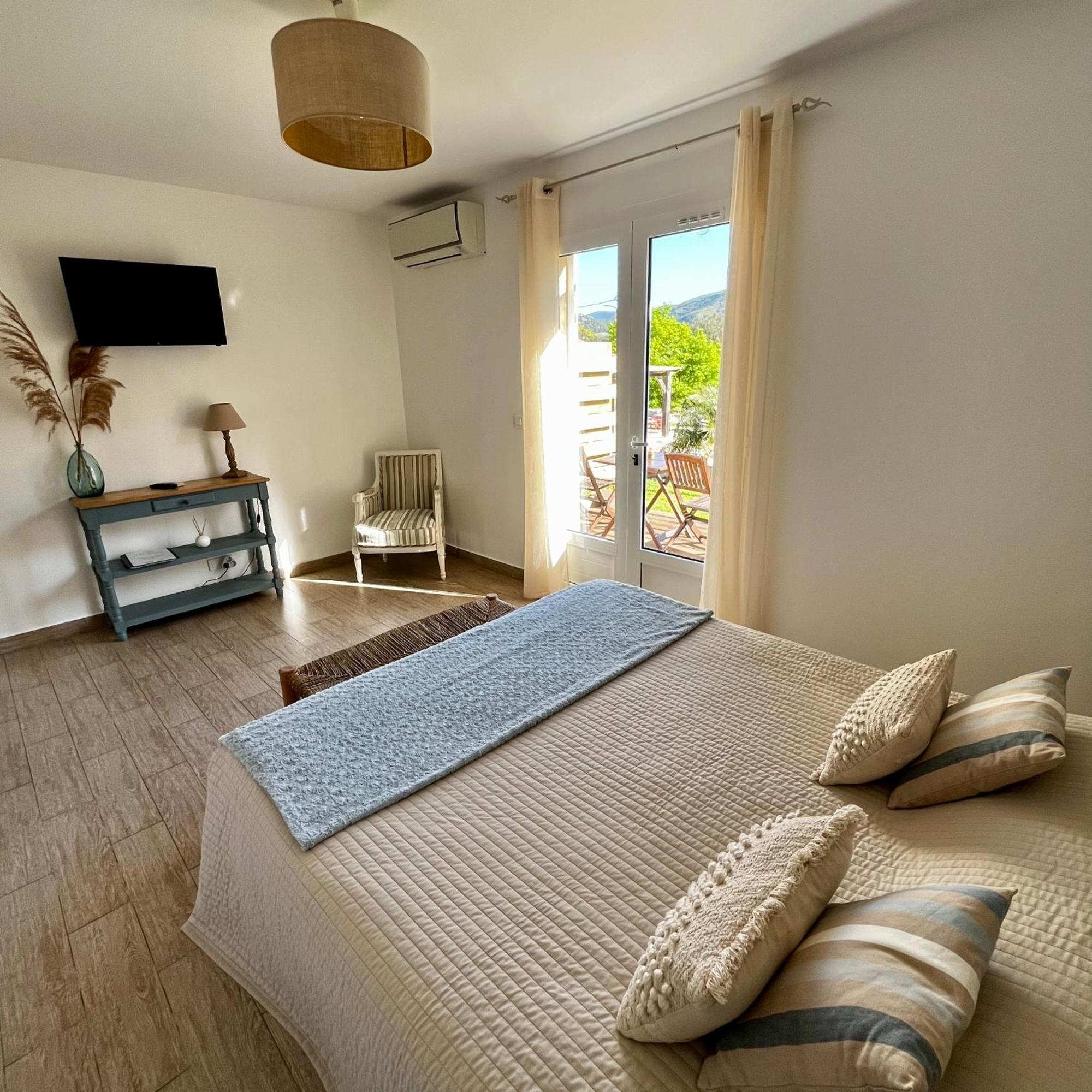 Casa Eva Maria Bed & Breakfast Patrimonio Dış mekan fotoğraf